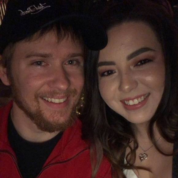 Meet your Posher, Abby - Picture 1 of 1